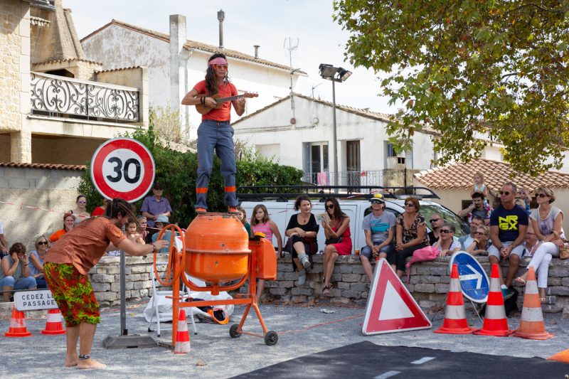 Sous l'chantier, la plage - Cie En Corps en l'Air